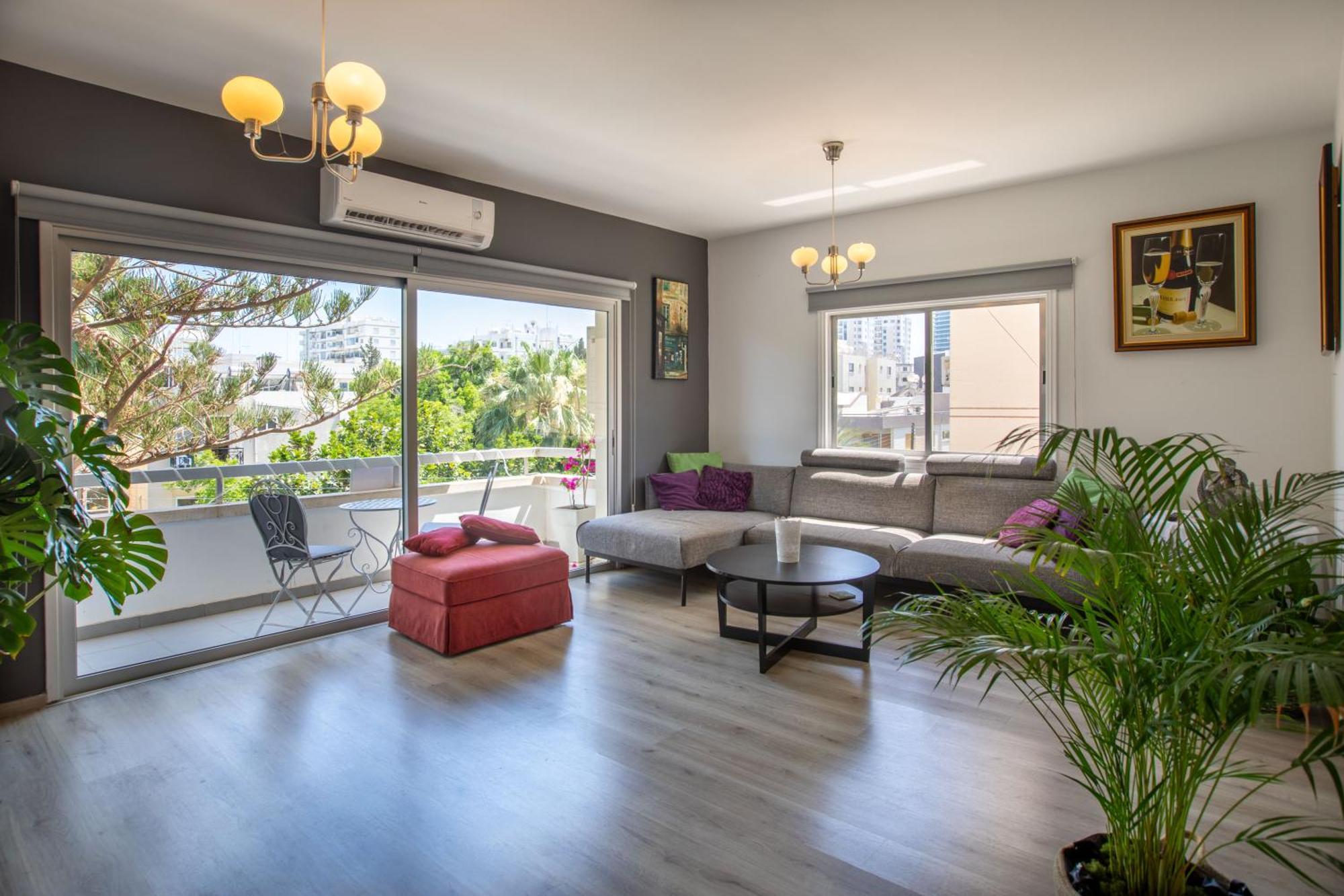 Neapolis Residence Spacious Quiet Near Beach Limassol Luaran gambar