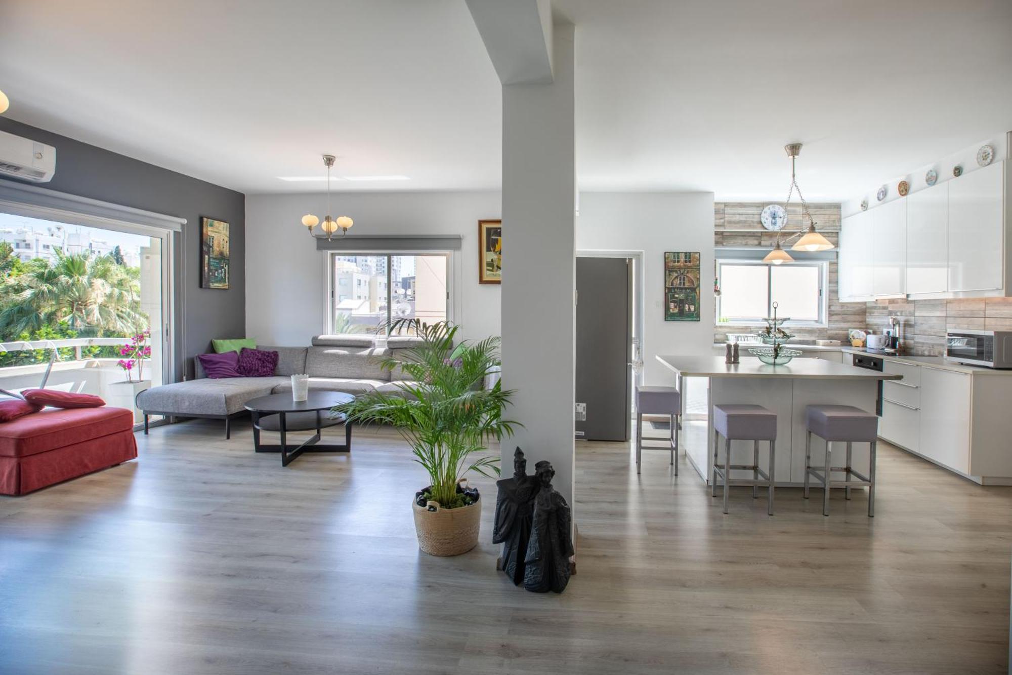 Neapolis Residence Spacious Quiet Near Beach Limassol Luaran gambar